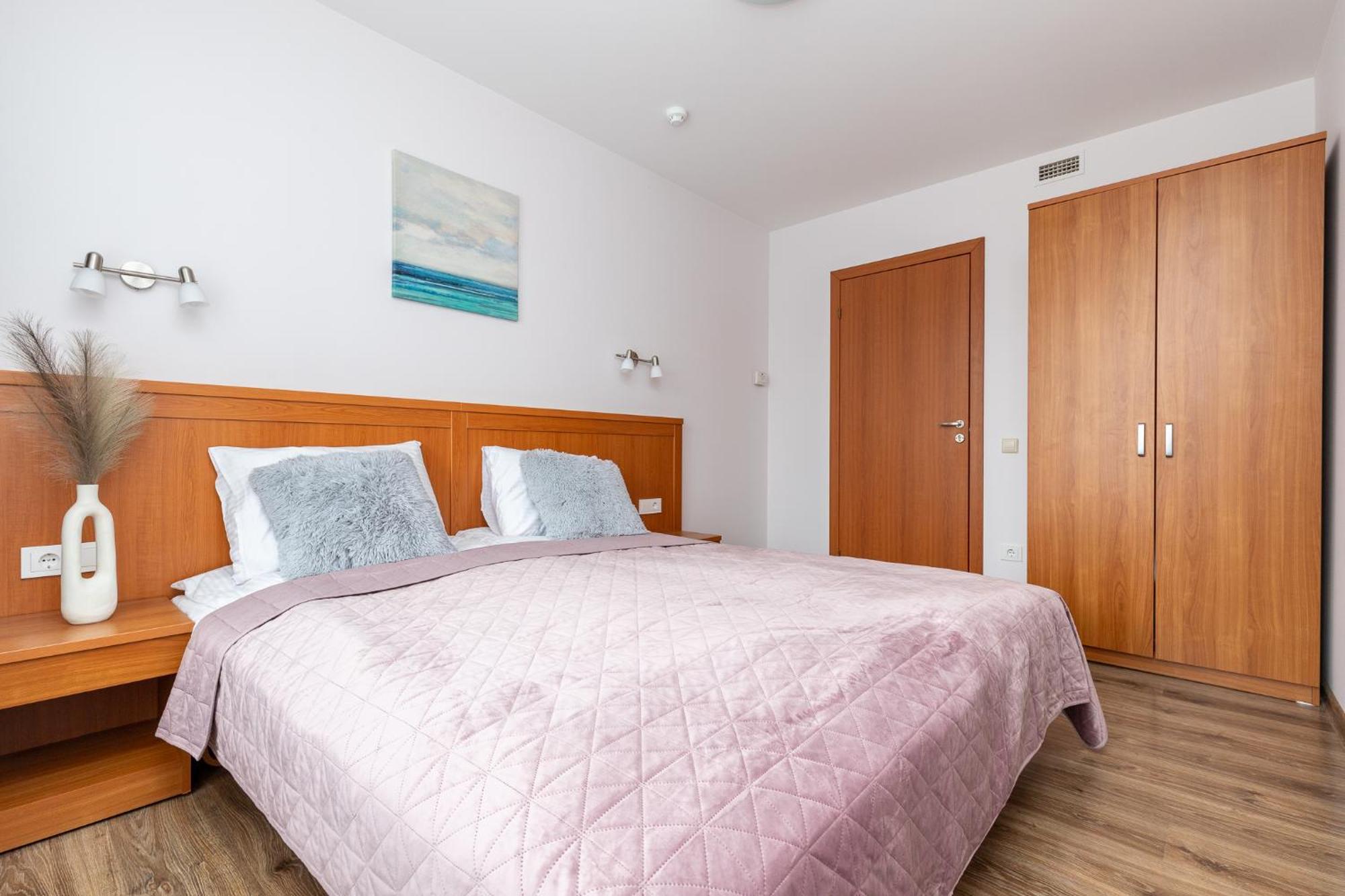 Alkos Namu Apartamentai Palanga Esterno foto