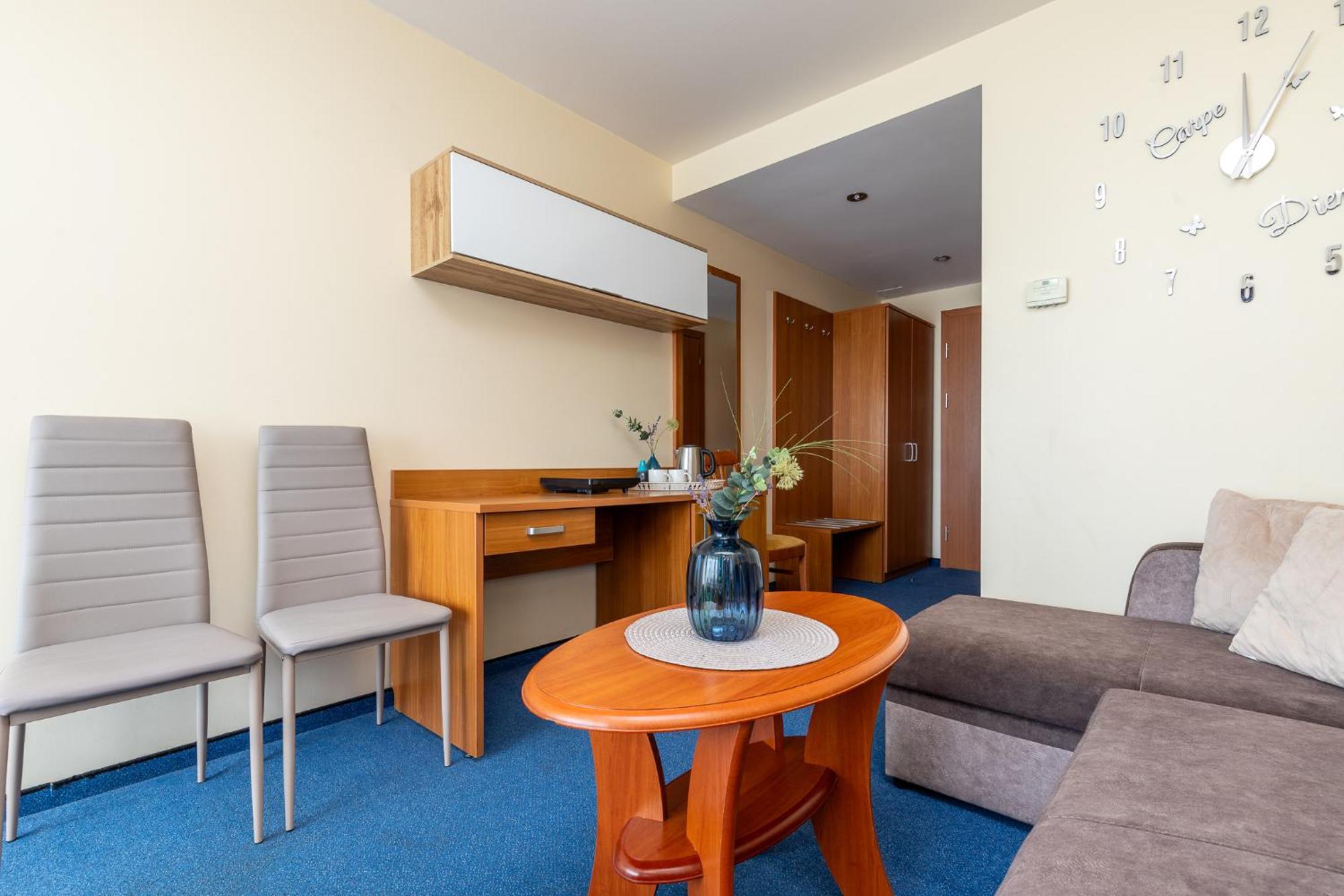 Alkos Namu Apartamentai Palanga Esterno foto